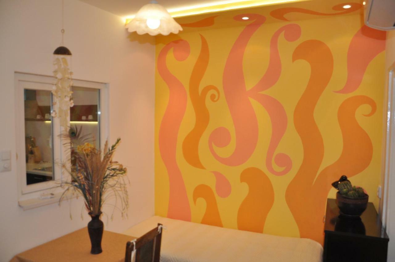 Arlequin Apartment Varna Bagian luar foto