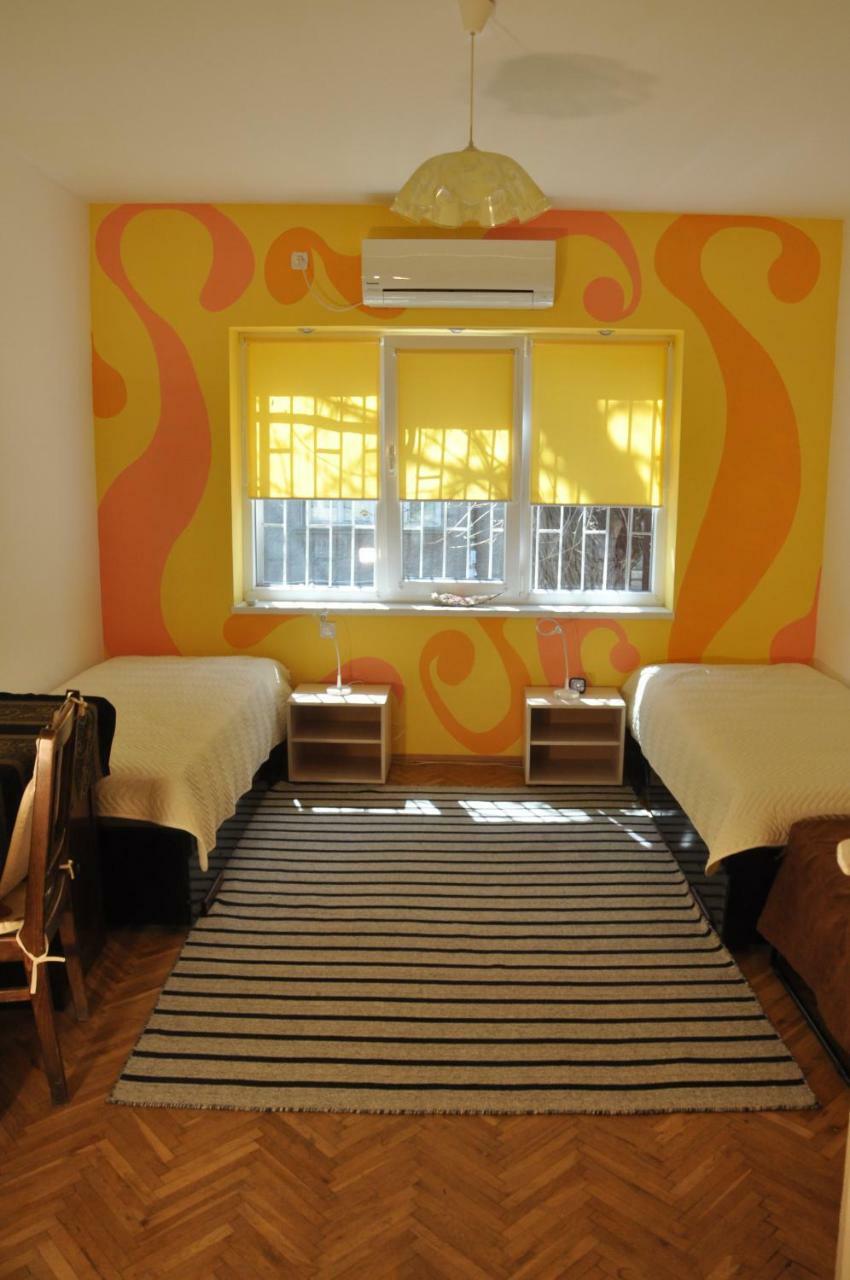 Arlequin Apartment Varna Bagian luar foto