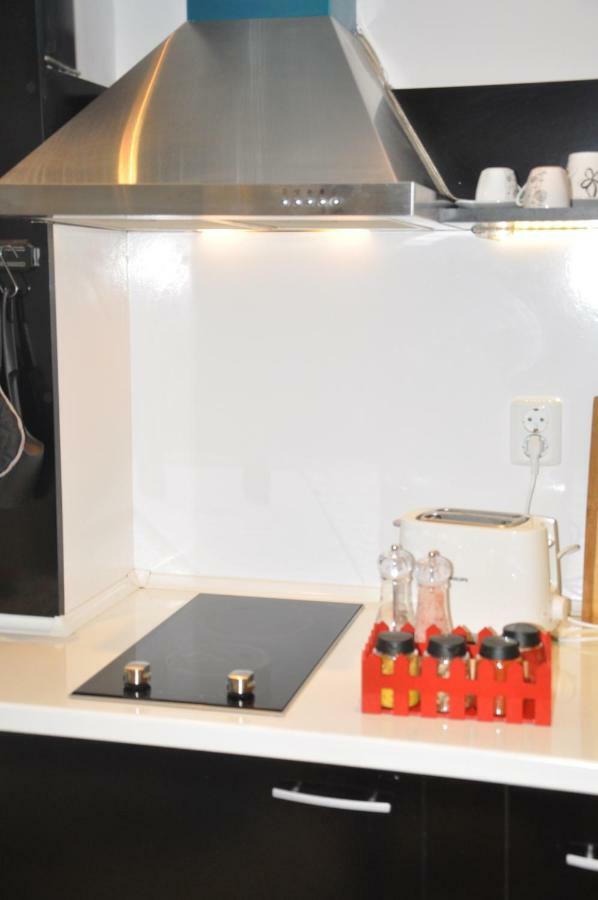 Arlequin Apartment Varna Bagian luar foto